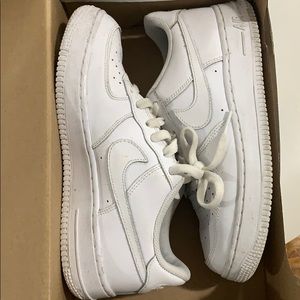 Air Force white low top